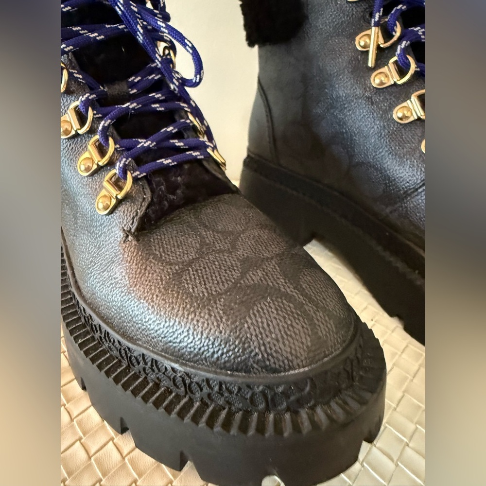 NWOB COACH Janel Boot - Size 8 - Pristine Condition - Picture 2 of 16